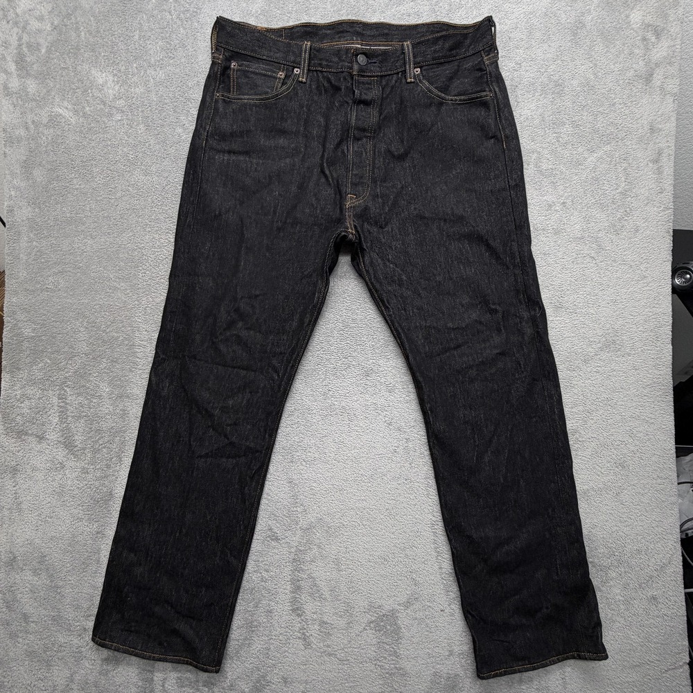 Levi's 501 Jeans Mens Measured 38x31 Black Straight Denim Button Fly Classic Fit